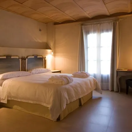 Hotel Tunel Del Hada 4*